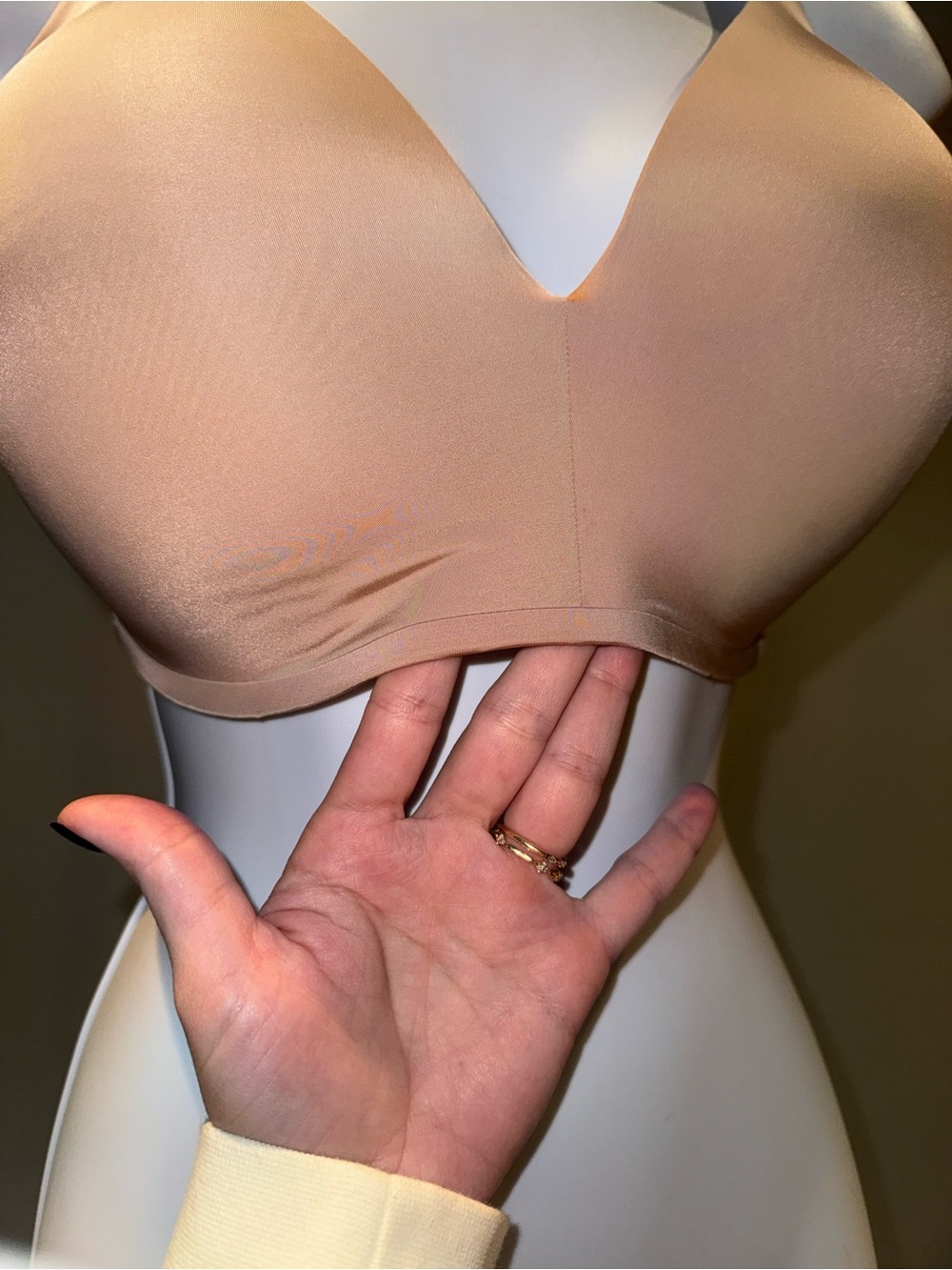 SOMA Vanishing 360 Wireless Bra 34H Beige Nude Full Coverage Comfort Bra - Picture 7 of 10
